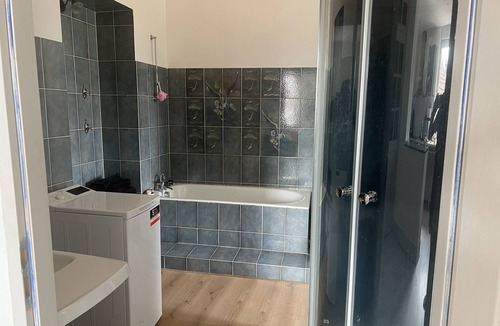 Luxeuil-les-Bains Apartment | à 800 m des Thermes Appartement F2 Spacieux Tout Équipé