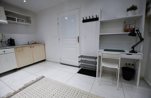 Chateau-Chinon Apartment | Ô numéro 7 - Heart of Château-Chinon