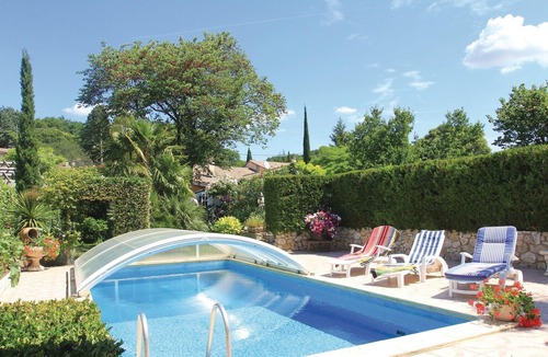 Donzere House | 1 bedroom accommodation in Donzère