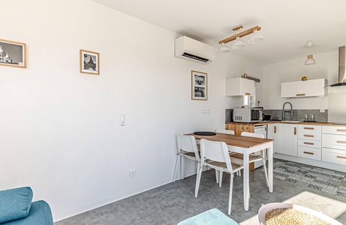 Coupvray Apartment | 1 bedroom awesome apartment in Coupvray