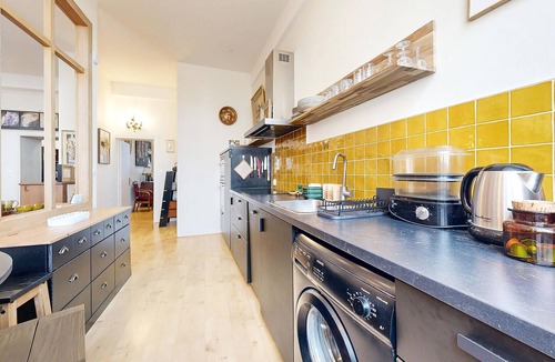 Lons-le-Saunier Apartment | 1 bedroom cozy apartment in Lons-Le-Saunier