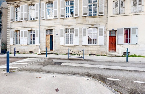 Lons-le-Saunier Apartment | 1 bedroom cozy apartment in Lons-Le-Saunier