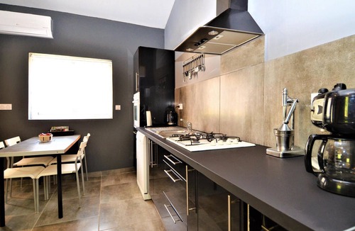Mornas Apartment | 1 bedroom stunning apartment in Mornas