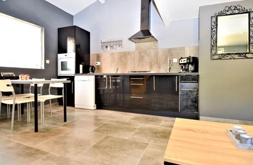 Mornas Apartment | 1 bedroom stunning apartment in Mornas