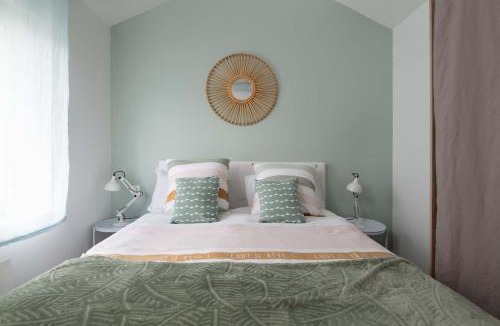 Forges-les-Bains Apartment | 1 studio et 2 appartements 3 étoiles au calme à 150 m des thermes - Bains-Les-Bains