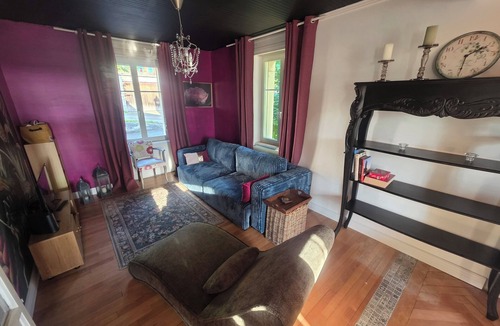 Maiche Apartment | 1 to 4 pers. apartment, 2 steps from the town, quiet area on the edge of the forest