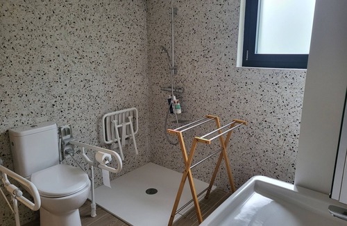 Boulazac-Isle-Manoire Apartment | 10 minutes from Périgueux! New RDJ apartment for two in total serenity