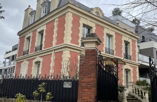 Chatenay-Malabry House | 10' walk from Parc de Sceaux Historic 5-bedroom villa