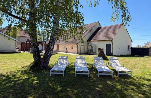 Corgengoux House | 10mn Beaune, near dijon, Jacuzzi all year round, in absolute calm