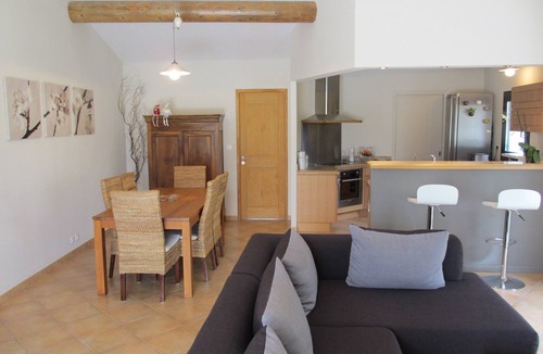 Villes-sur-Auzon Cottage | 110 m² cottage at the foot of Mont Ventoux