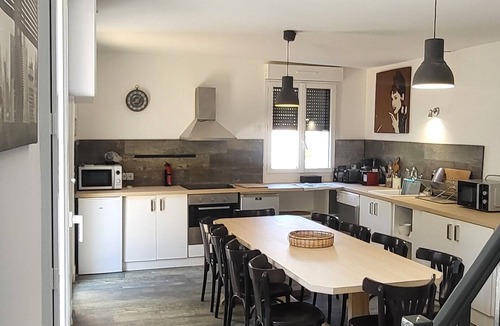 Gentilly House | 120m2 house, large garden with 100m2 terrace.
