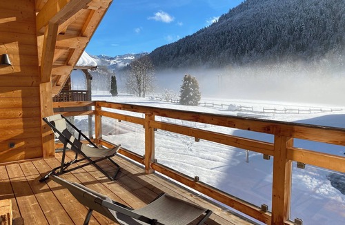La Chapelle-d'Abondance Ski Chalet | 14-person chalet with private indoor pool