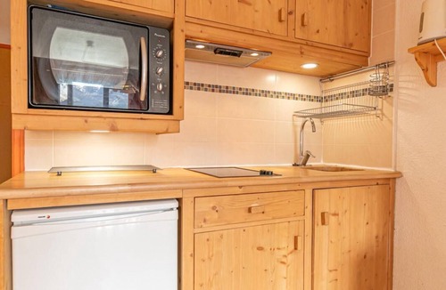 Aussois Apartment | 150m from resort center, 2nd floor, balcony, tv, ski locker, 29m², Aussois