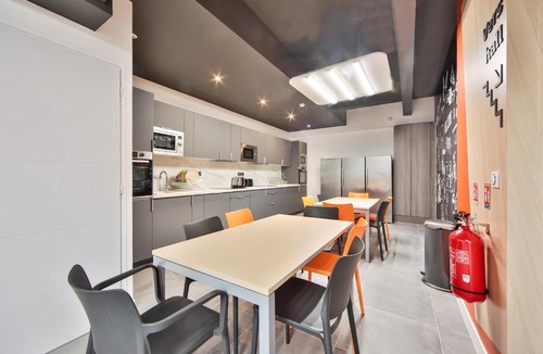 Charenton-le-Pont Apartment | 16.Chambre double#CoLiving#Loft#HomeCinema#fitness