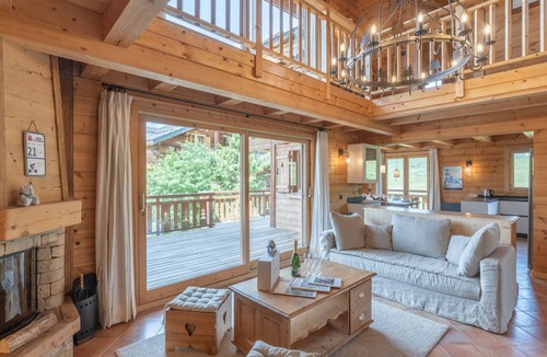 Bergers Ski Chalet | 178m2 Chalet in Alpe d'Huez Ski-in/Ski-out with Terrace
