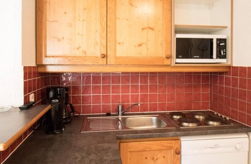 Val Cenis Apartment | 1st floor, balcony, tv, ski locker, 40m², Val Cenis