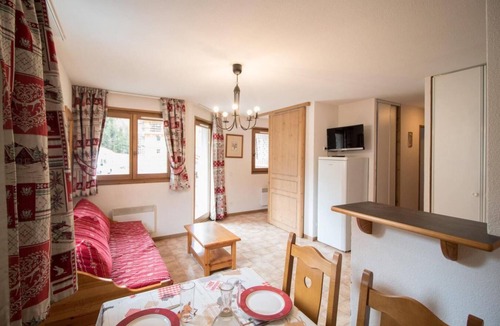 Val Cenis Apartment | 1st floor, view ski slopes, balcony, tv, ski locker, 38m², Val Cenis