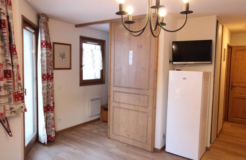 Val Cenis Apartment | 1st floor, view ski slopes, balcony, tv, ski locker, 38m², Val Cenis