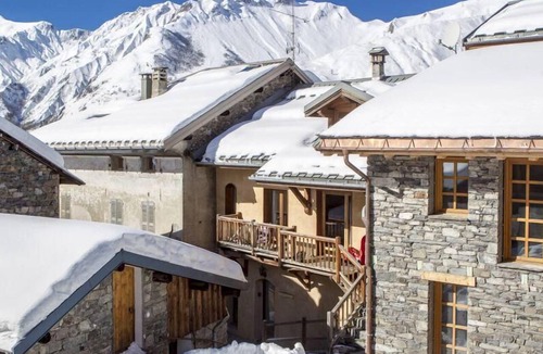 Saint-Martin-de-Belleville Apartment | 1st floor, fireplace or stove, parking, tv, ski locker, 120m², Saint Martin de Belleville