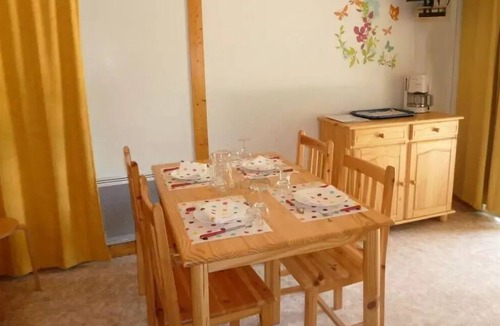 Champagnole Ski Chalet | 2-bedroom chalet - sleeps 5