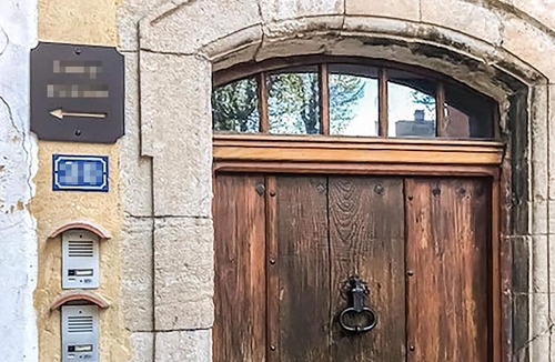 Villes-sur-Auzon Apartment | 2 bedroom gorgeous apartment in Villes sur Auzon