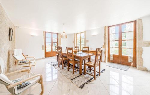 Oye House | 2 Bedroom Nice Home In Oyé