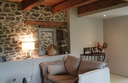 Aubazat House | 2 Bedroom Private vacation home in Unknown