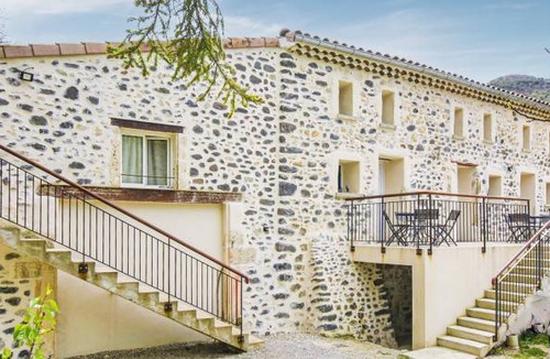 Meysse Apartment | 2 bedroom accommodation in Saint-Martin-sur-lavez