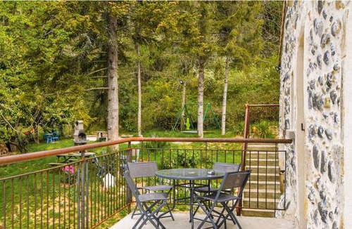 Meysse Apartment | 2 bedroom accommodation in Saint-Martin-sur-Lavez