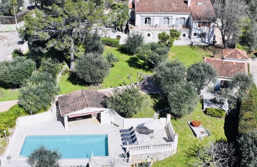 Le Collet House | 2 Maison Provence - Big garden - Salt water pool - 7 bedrooms, sleeps 15