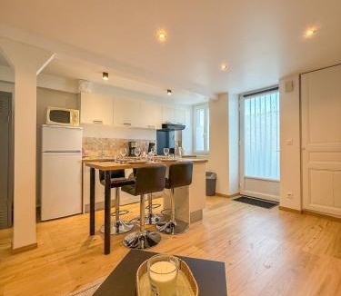 Saint-Etienne-du-Bois Apartment | 2-Person Apartment Saint-Étienne-du-Bois