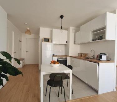 Bagneux Apartment | 2 room apartment near PARIS and Metro line 4