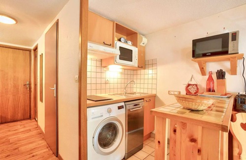 Bessans Apartment | 2-room apartment with a mezzanine - sleeps 6