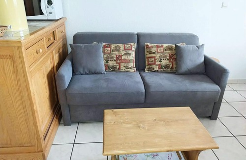 Bessans Apartment | 2-room apartment with a loft - sleeps 6