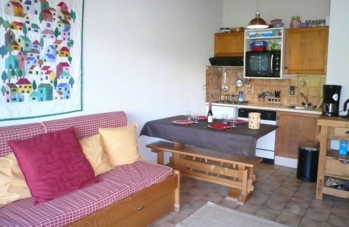 Combloux Apartment | 2-room apt, sleeping alcove, 6 pers., balcony, pets allowed, parking