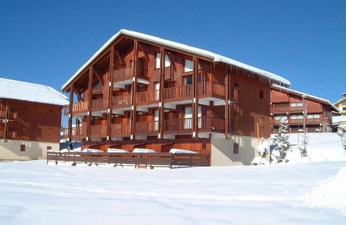Les Saisies Apartment | 200m from resort center, 1st floor, view ski slopes, balcony, tv, 30m², Les Saisies