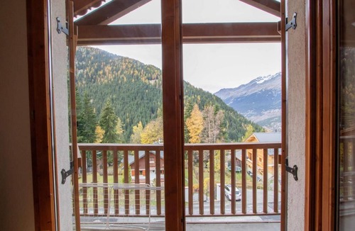 Valfrejus Apartment | 200m from resort center, 1st floor, view mountain, balcony, parking, tv, ski locker, 36m², Valfréjus