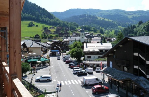 Areches Apartment | 250m from ski lifts, 3rd floor, parking, tv, ski locker, 120m², Arêches-Beaufort