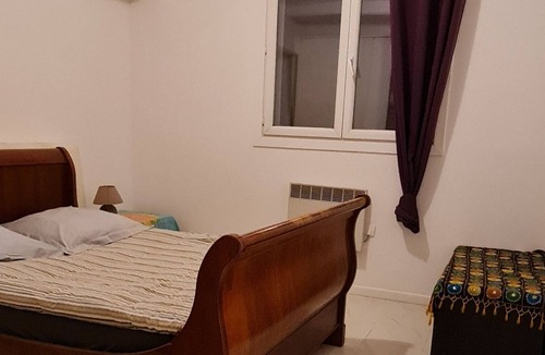 Le Kremlin-Bicetre House | 2km from Porte d'Italie Paris, warm and quiet apartment