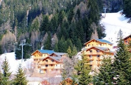 Valfrejus Apartment | 2nd floor, view mountain, balcony, parking, tv, ski locker, 90m², Valfréjus