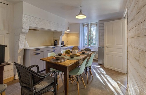 Aumont-Aubrac House | 3 bedroom accommodation in Peyre en Aubrac