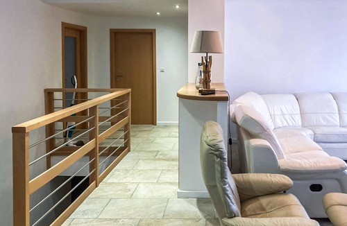 Mutigney House | 3 bedroom amazing home in Mutigney