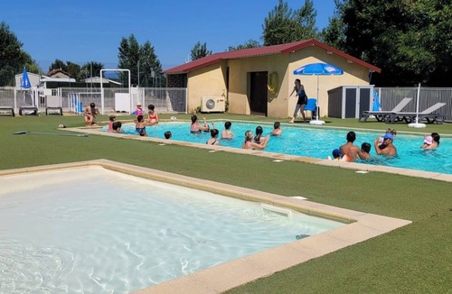 Le Grand Serre House | 3-bedroom mobile home with terrace, sleeps 6