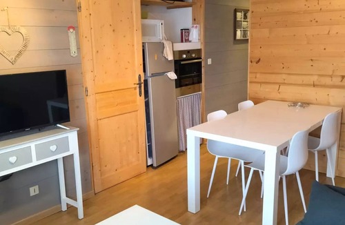 Prapoutel Apartment | 3 Rooms for 6 People