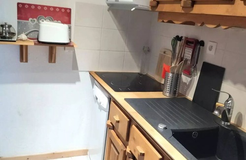 Prapoutel Apartment | 3 Rooms for 6 People