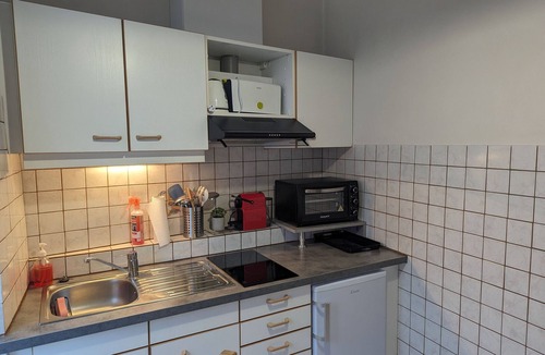 Bourbonne-les-Bains Cottage | 3-Star Comfort: Terrace, Parking, Near Thermal Spa & Casino in Bourbonne-les-Bains