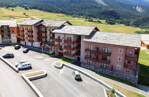 Termignon Apartment | 300m from resort center, 2nd floor, balcony, tv, ski locker, 27m², Val Cenis