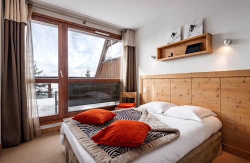 Arc-1600 Apartment | 300m from resort center, swimming pool, sauna, hammam, terrace, balcony, tv, ski locker, 45m²