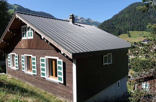 Beaufort Ski Chalet | 4-bedroom chalet for 6 people, near village, terrace, ski storage