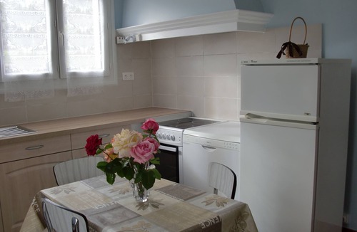 Chassiers Apartment | 4-person gîte in southern Ardèche. Shared swimming pool. 17 Km from Gorges de l'Ardèche,